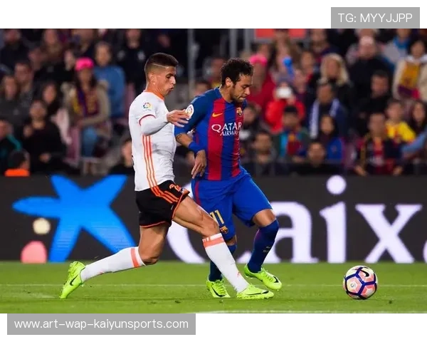 瓦伦西亚边线推进令后防难以站稳